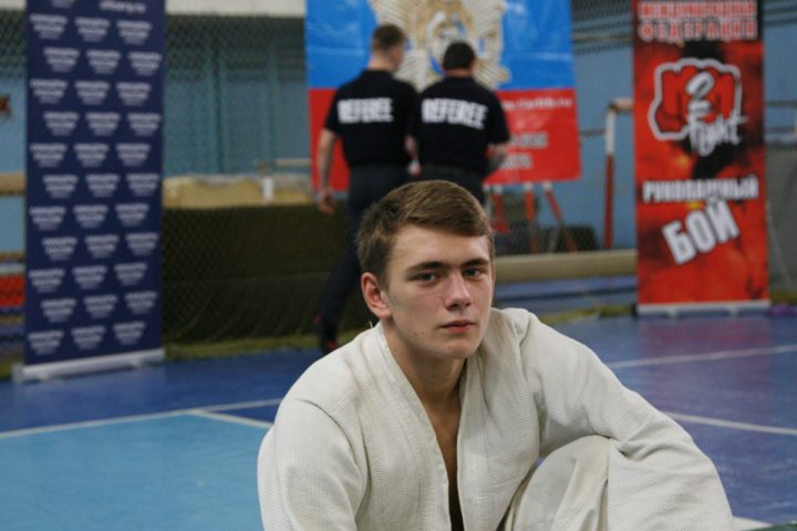 Серебрянный призер Артем Дегелевич (16-17) лет (2)