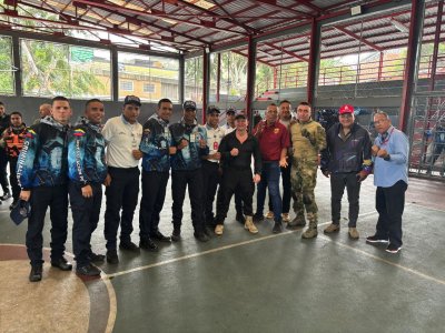 СЕМИНАРЫ ПО ПРИКЛАДНОМУ РУКОПАШНОМУ БОЮ В ВЕНЕСУЭЛЕ